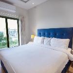 2BR Luxury Apartment with Balcony - The Opus