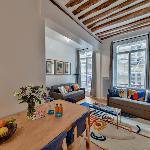 Urban Flat 98 - 4 Bedrooms Apartment center of Paris 