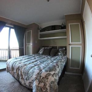 Winterplace Ski in Ski Out D101 First Floor