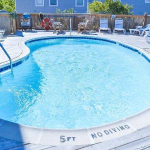 Seas The Day - Corolla Sea Loft Village Condo 65 Yards to Beach Pool Tennis