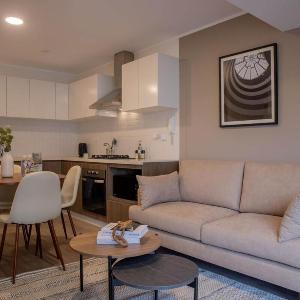 Majestic 2BR with Balcony in Miraflores