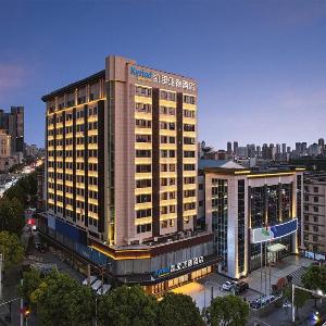 Kyriad Hotel Wuhan Yellow Crane Tower Wuchang Railway Station