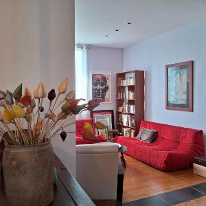 Charmante maison avec extérieur paisible proche centre ville