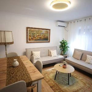 Mikaels Apartment