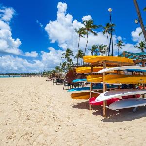 2BR Tropical Escape - Private Terrace BBQ Pool Walk to Beach