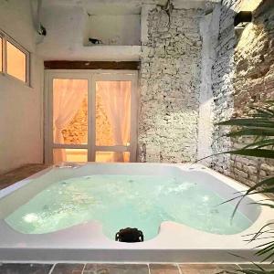Casa Quero 914 3br Old city wifi jacuzzi