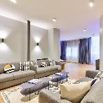 UrbanFlat 124 - Spacious Home in the Heart of Paris Paris