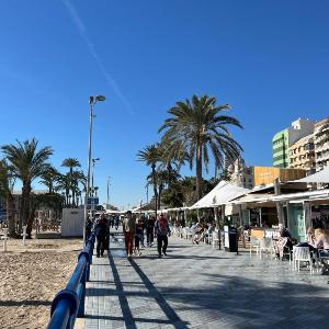 Apartamento en Centro Alicante junto al Mercado con terraza By Turihome