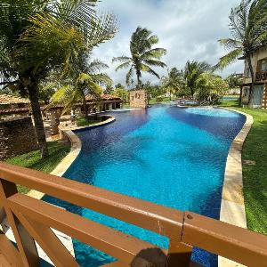 Apartamento com piscina varanda e garagem em Pipa