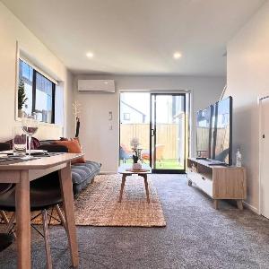 Chester Two King Bedroom Townhouse with Two Bathrooms