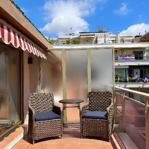 Appart terrasse 1 min de la plage