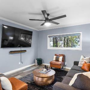 Tranquility Creek~Stylish 2BR~7 Mins ATL Airport