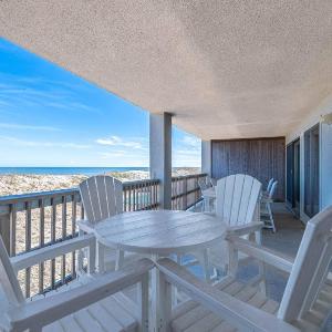 Heron Cove 203N - Nags Head Oceanfront Luxury 3 BR Condo Flex Stays Pool