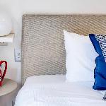 Bondi Beauty Walk to the Beach with Parking 