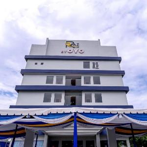 OYO 94746 Raz Residence