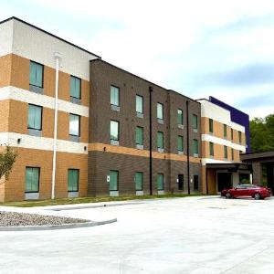 Sleep Inn & Suites