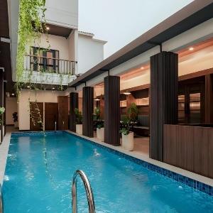 ALUR HOTEL