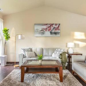 Lynnwood Stunning Newly Build Home