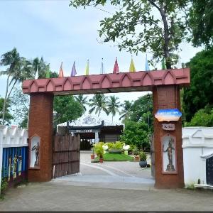 Haco Lake View Resort Kochi