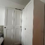 Shortlet Express Stunning 3 bedroom apartment by Barking station