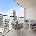 VayK - Stunning 2BR Apt with 2 Balconies in Downtown Dubai 
