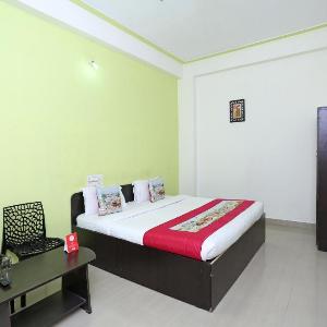 OYO Kaaranji Residency
