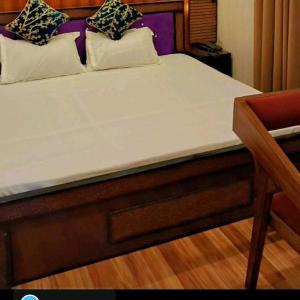 Hotel bahishti resisdance