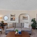 5 Bedrooms I Pet Friendly I Sleeps 12