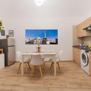 Costa Apartment