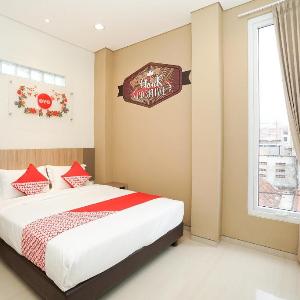 Capital O 614 Graha 8 Syariah