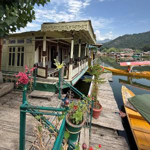 Houseboat Patloo Palace