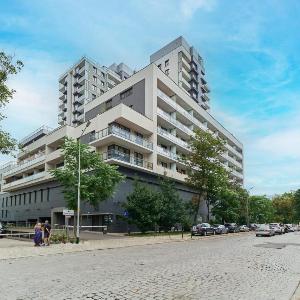 Odra Tower Apartments with FREE GARAGE Wroclaw by Noclegi Renters