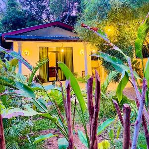 TIKITIBE Villa & Restaurant
