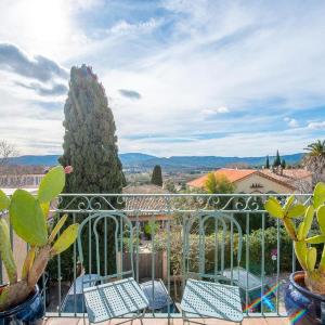 Charming Village House In Grimaud