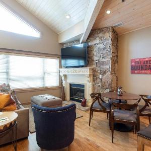 Royal Plaza at Deer Valley Resort - One Bedroom Condo #404