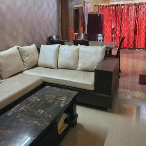 Modern 2 bedroom apartment in Tollygunge