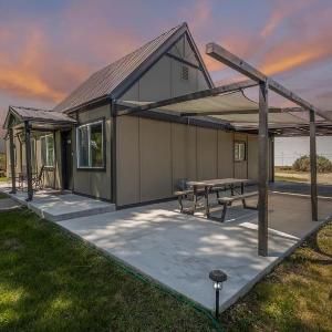 Panguitch Cottage by Jerny