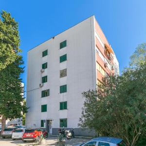 Apartments with WiFi Split - 24912