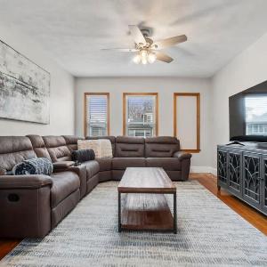 Tufts 3-Bed 2-Office Home with Laundry