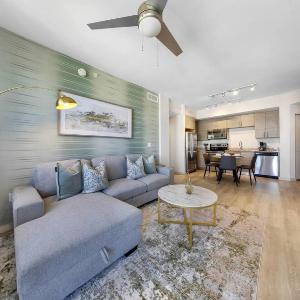 Modern Palmera in DTWN 3 Min From Las Olas