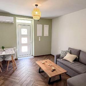 Amfitriti 30meter to beach 6min Old Town 2BD 4PL