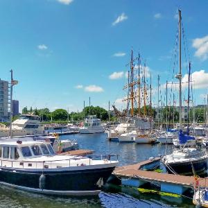 Beach Front Apartment In Oostende With Wifi