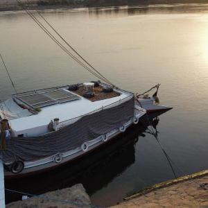Felucca welcome sailing