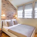 Chic Central Retreat - Modern Comfort