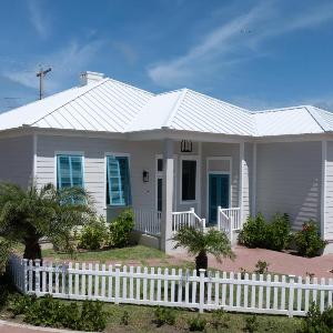 Nomad House at The Shores home
