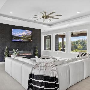 Peaceful Secluded Wausau Retreat