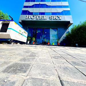 HOTEL SKY LITE