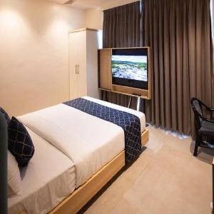 Hotel Shri Govindam Banaras with Parking