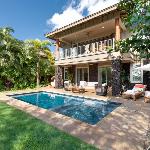 ❤PiH❤ Wave and Wander~ Private heated poolspa Beach Club Bikes