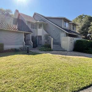 2D West Hyde Park condo